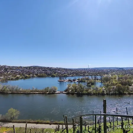 Pivate In Stuttgart, Wifi, Hifi & Tv * Stuttgart